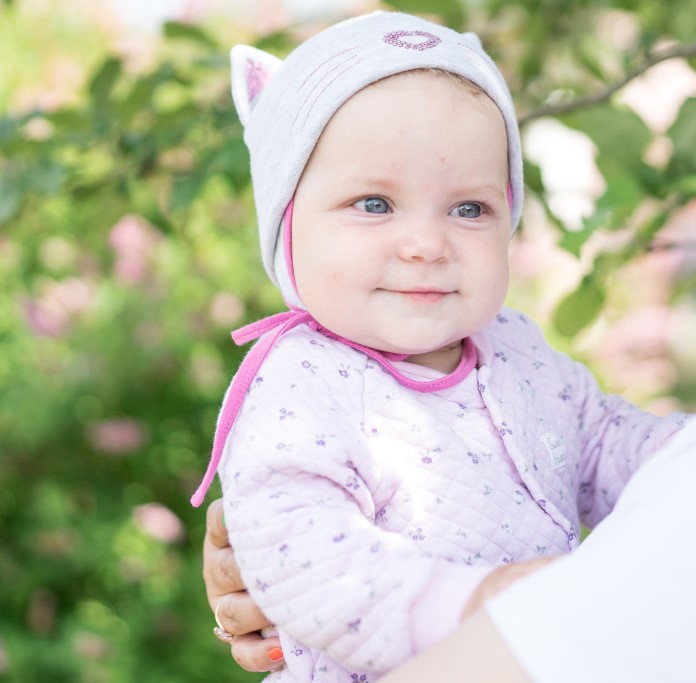 От Вики отказались сразу после её рождения, но теперь у неё есть большая семья